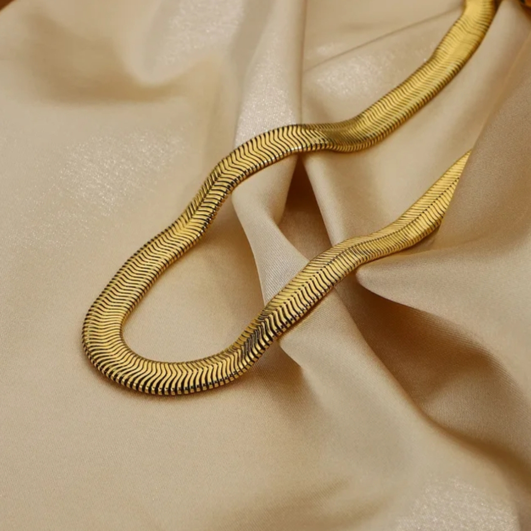 Glossy Python Chain