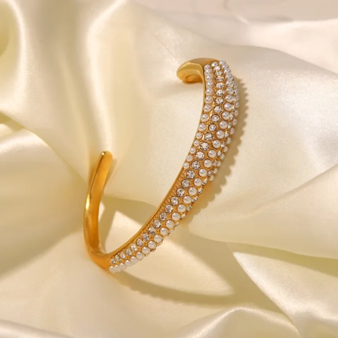 Zirconia Pearl Cuff Bracelet
