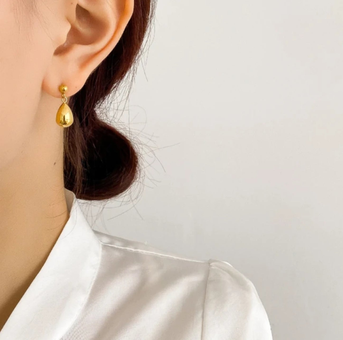 Tiny Gold Drop Earrings