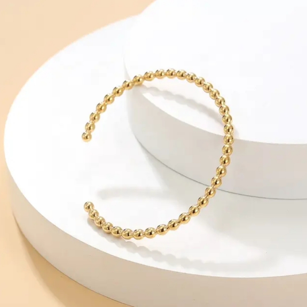 Curve Bead Bracelet ( Adjustable )