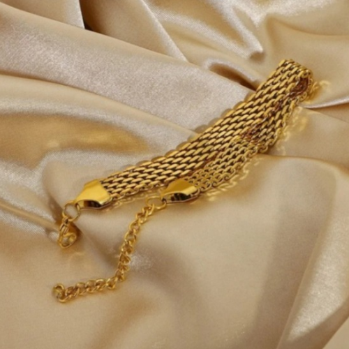 Frilly Bracelet