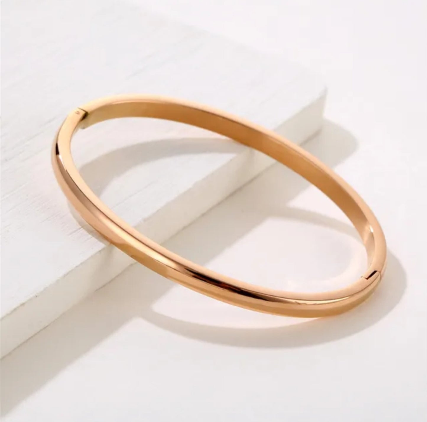 Solid Smooth Bangle Bracelet